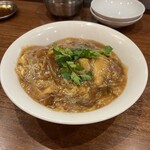 大衆中遊華食堂 八戒 - 中華風カツ丼