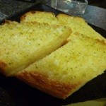 弥生亭 - 12月27日 ガーリックトースト