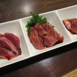 鳥長 - 肝3種盛り：砂肝、レバー、ハツ