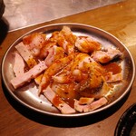 炭火焼肉 牛牛 - 