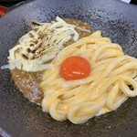 極楽うどん TKU - 納豆キーマカレー釜玉うどん