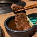 黒毛和牛タンとハラミ 焼肉龍 - 