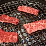 黒毛和牛タンとハラミ 焼肉龍 - 