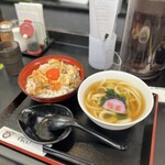 極楽うどん TKU - 親子丼セット・かけ