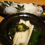 Uotami - ネバトロ三杯酢&ヤリイカのお造り