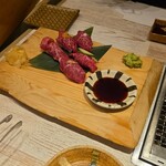 肉匠 コギヤ 宴庭  - 和牛握り五貫盛り合せ