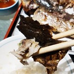 海幸楽膳 釜つる - 皮も美味しい