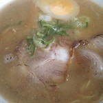 Chuukasoba Hachijuuhachiya - 豚骨醤油ラーメン