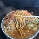 RAMEN HITONI YASASHIKU - 【国産豚ラーメン＝ストレート太麺】