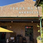 TERRY BLACK`S BARBECUE - 