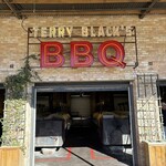 TERRY BLACK`S BARBECUE - 