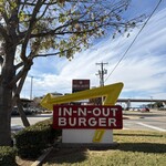 ＩＮ-N-ＯＵＴ ＢＵＲＧＥＲ - 外観