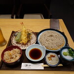 天然大海老天丼 自家製おうどん 白狐 - 