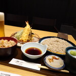 天然大海老天丼 自家製おうどん 白狐 - 