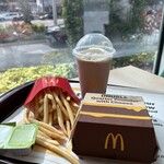 McDonald's - 『DBL Bacon QPC Meal $13.39』 『French Fries M & Chocolate Shake $2.70』 『S&S Sauce $0,25』