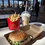 McDonald's - 『Quarter Pounder with Cheese Deluxe Meal $15,65』 ※Vanilla Shake・French Fries M