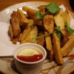 特攻チキン野郎 加世堂 - ポテトフライ(長島産)