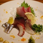 特攻チキン野郎 加世堂 - 刺し盛り(タマゴ盛り)