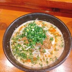 筑豊的担々麺 烏龍 本店 - 