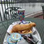 Yorkshire County Fish Shop - 『BEER-BATTERED FISH & CHIPS $14,49』 『drink $4,79』