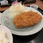 あさひ川井泉 2条店 - ロースカツ定食(中)