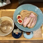 いかれたヌードル フィッシュトンズ - 特製濃厚つけ麺