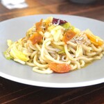モキチ鎌倉 - シラス・ペペロンチーノ　1,650円