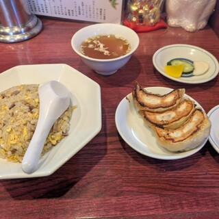 中華料理 代一元_0