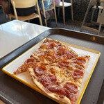 Connections Eatery - 『Pizza Pepperoni $11,79』