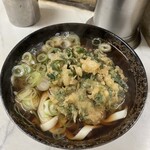 大和屋 - 春菊天きしめん　たまご