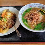 台湾料理 紅灯籠 - 