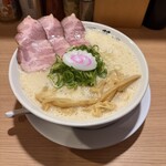 鶏そば 啜る 丸の内本店 - 