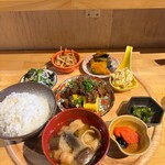 炭と土鍋ごはん 喜色 - 
