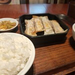 紅虎餃子房 - 料理写真: