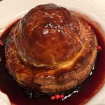 アヒルの空 - 牛ほほの煮込み自家製パイ包み焼き赤ワインのソース