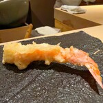 天ぷらあら木 - ノーマルな海老