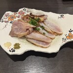 鶏料理 から揚げ専門 お福 - 鶏のたたき