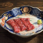 深夜焼肉 だいちゃん - ウチモモ刺し　岡崎牧場純血但馬近江牛60ヶ月