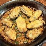 上六ワイン - かきのパエリア