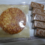 菓遊庵 恵比寿三越店 - 揚大丸（１０８円）+クルミッこも購入