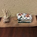 玉笑 - 爪楊枝と唐辛子