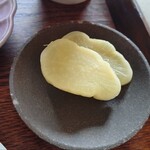 藁屋 - 