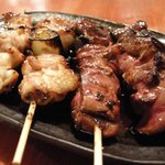 やきとりかどちゃん - （2009/11月）「焼き鳥」（身、レバー）