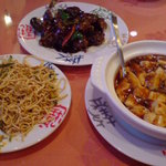 太和素食餐廰 - 凍豆腐の冷菜・豚肉黒酢炒め・麻婆豆腐