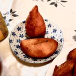 TROPICAL BRASIL - ↑コシーニャ（鶏肉）、↓サウガニーニョ（牛肉）