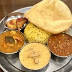 印度料理シタール - トリプルカレーセット  2,475円