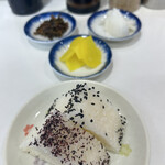 長浜ラーメン 一心亭 - おにぎり2個