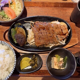 牛屋たなか - 料理写真: