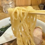 白河手打中華そば こすが - 麺リフト