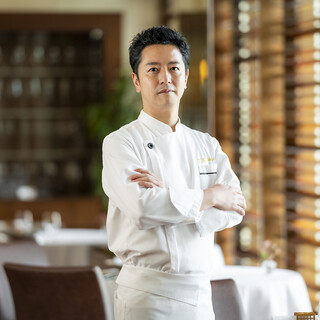 料理長・窪津朋生（TomokiKubotsu)